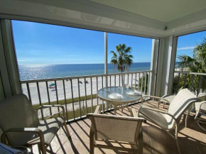 Strandview #304 - Beachfront condo with screened-in patio and amazing view!